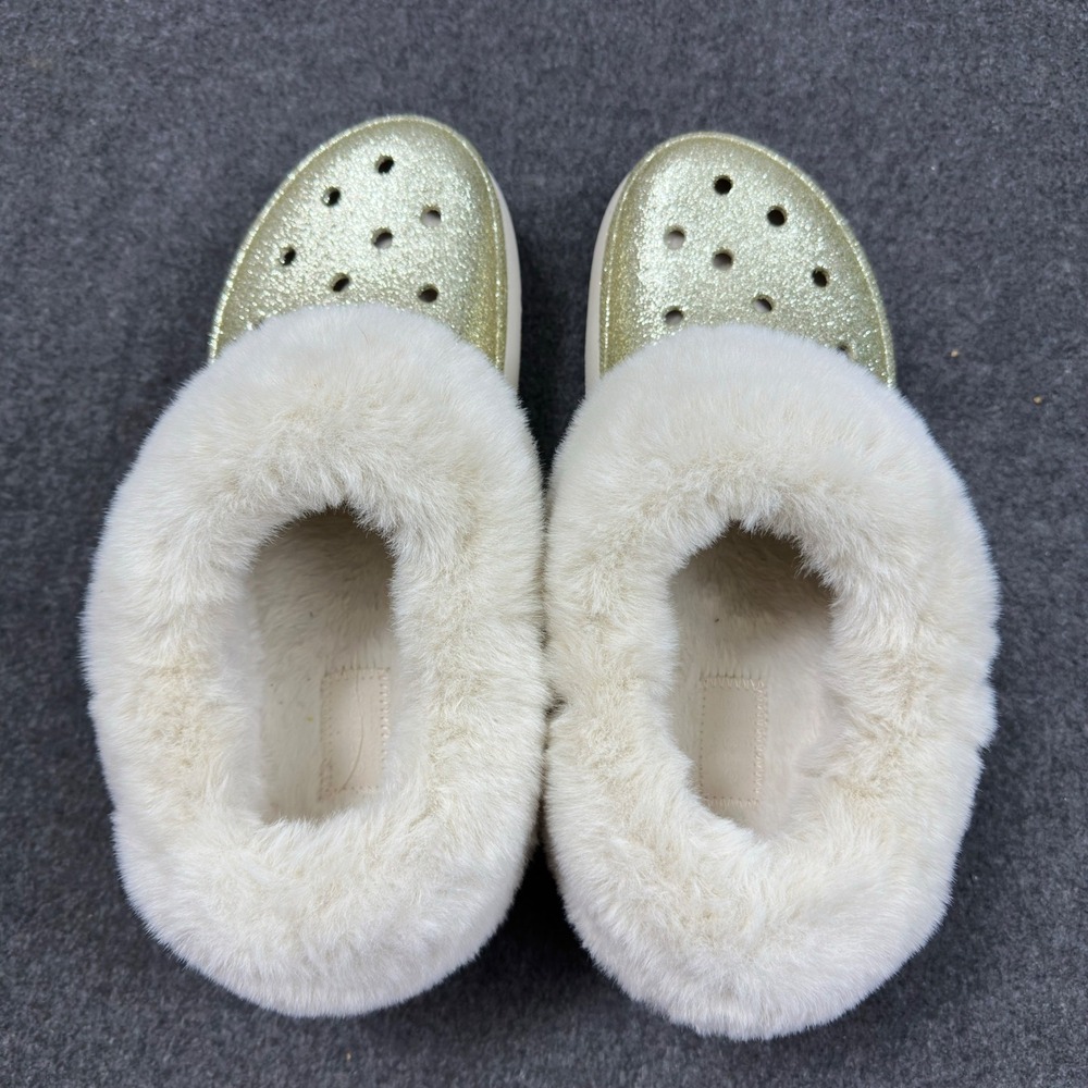 Crocs Furever Crush Glitter Gold Stucco Platform Clogs Faux Fur W12 M10